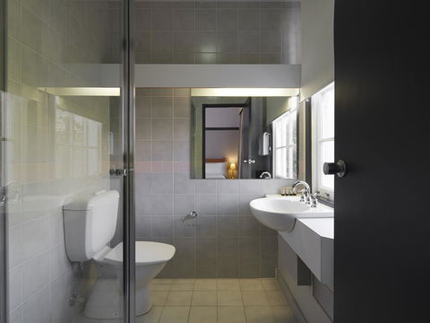 Brassey Hotel - Managed By Doma Hotels - Australia Accommodation 12