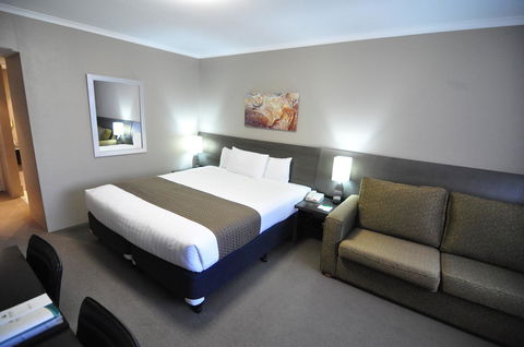 Pavilion On Northbourne - Australia Accommodation 19