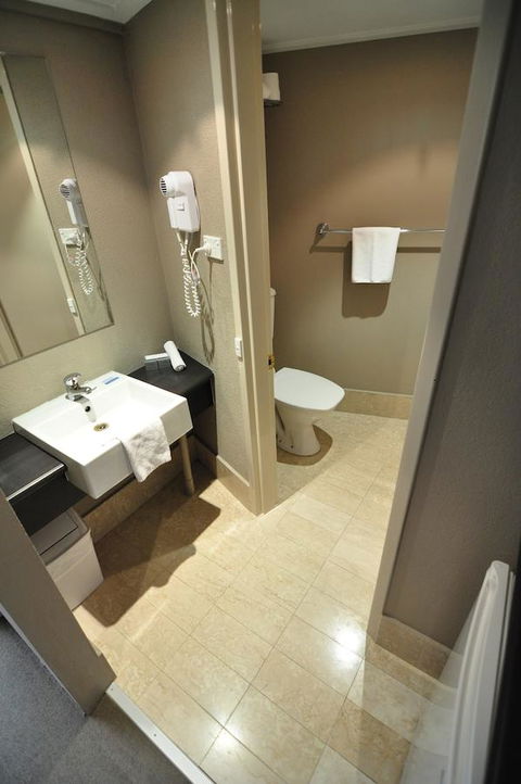 Pavilion On Northbourne - Australia Accommodation 20