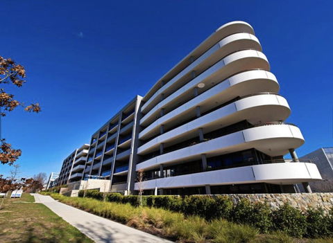 Modern Executive Apt@Barton*1BR*WiFi*Gym*Secure Parking*Canberra - Australia Accommodation 23