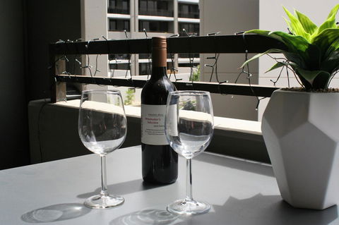 Modern Executive Apt@Barton*1BR*WiFi*Gym*Secure Parking*Canberra - Australia Accommodation 9