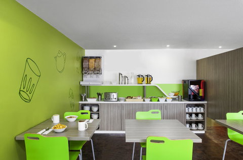 Ibis Budget Canberra - Australia Accommodation 12
