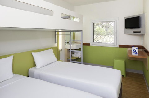 Ibis Budget Canberra - Australia Accommodation 8
