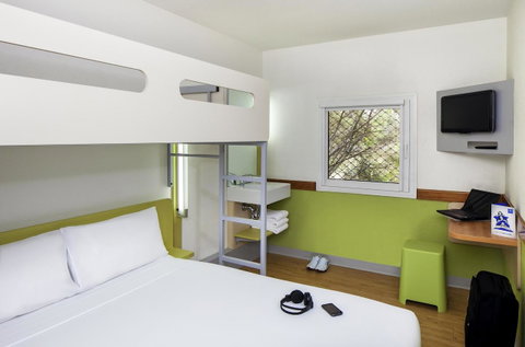 Ibis Budget Canberra - Australia Accommodation 6