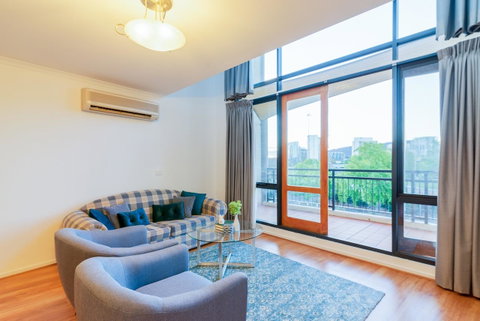 ALLARA CANBERRA - Australia Accommodation 0