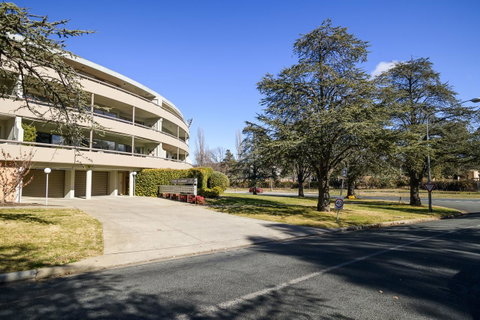Accommodate Canberra - The Summit - Australia Accommodation 1