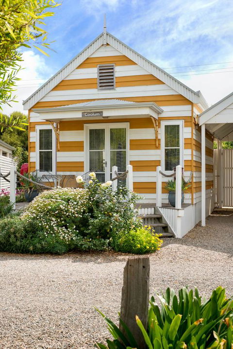 Beach Huts Middleton - Australia Accommodation 25