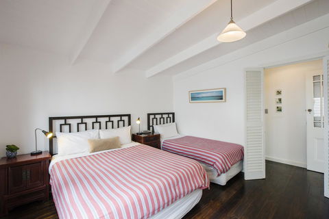 Beach Huts Middleton - Australia Accommodation 4