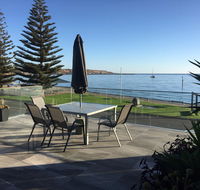 crystal blue apartment - Australia Accommodation