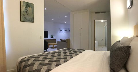 Wallaroo Marina Waterfront Luxe Apartment - Australia Accommodation 12