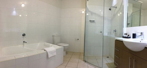 Wallaroo Marina Waterfront Luxe Apartment - Australia Accommodation 17