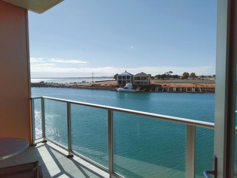 Wallaroo Marina Executive Apartments - Australia Accommodation 0
