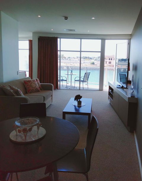 Wallaroo Marina Executive Apartments - Australia Accommodation 5