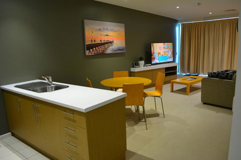 Wallaroo Marina Luxury Apartment - Australia Accommodation 7
