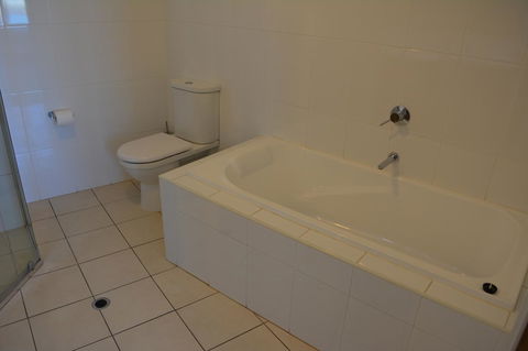 Wallaroo Marina Luxury Apartment - Australia Accommodation 23