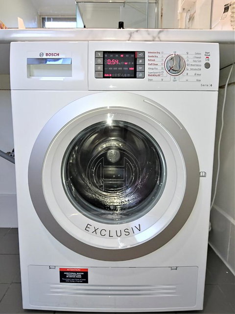 Hi 5 Glenelg Studio Apartment - Australia Accommodation 10