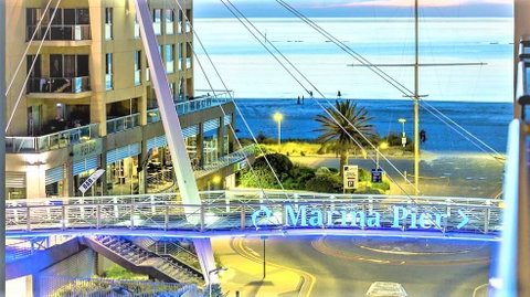 Hi 5 Glenelg Studio Apartment - Australia Accommodation 29