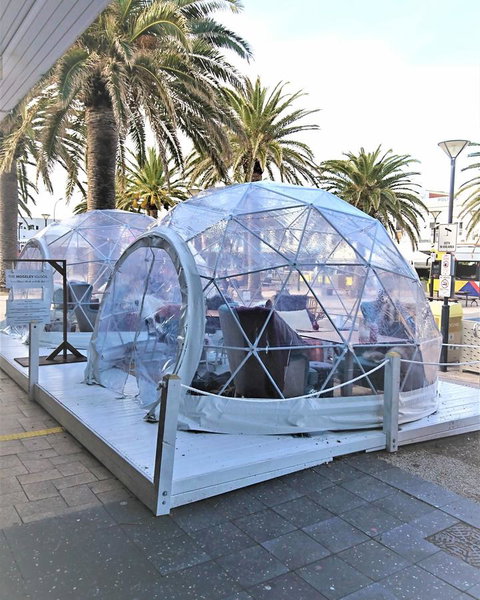 Hi 5 Glenelg Studio Apartment - Australia Accommodation 23