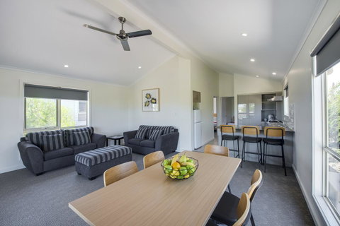 The Retreat West Beach Parks - Australia Accommodation 15