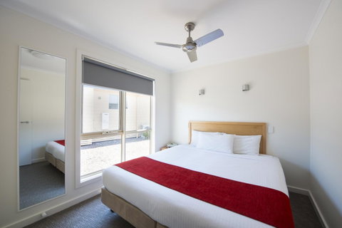 The Retreat West Beach Parks - Australia Accommodation 17
