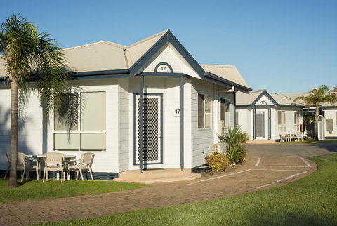 The Retreat West Beach Parks - Australia Accommodation 22