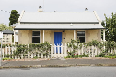 Wayfarers Cottage - Australia Accommodation 5