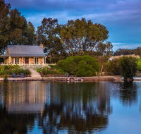 Stonewell Cottages and Vineyards - Australia Accommodation