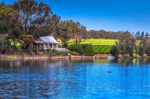 Stonewell Cottages And Vineyards - Australia Accommodation 4