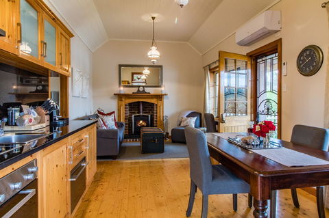 Stonewell Cottages And Vineyards - Australia Accommodation 41