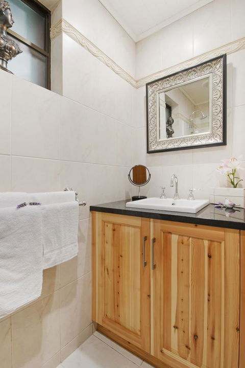 Stonewell Cottages And Vineyards - Australia Accommodation 21