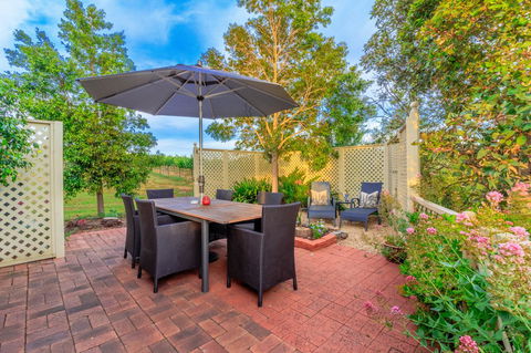 Stonewell Cottages And Vineyards - Australia Accommodation 6