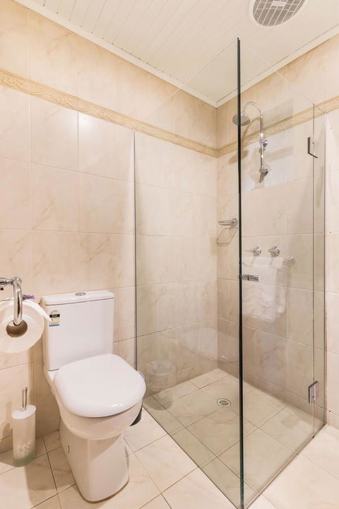 Stonewell Cottages And Vineyards - Australia Accommodation 24