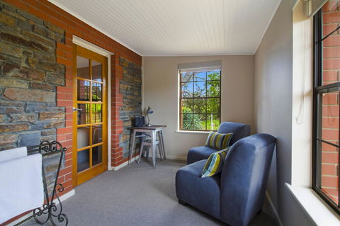 Stonewell Cottages And Vineyards - Australia Accommodation 28