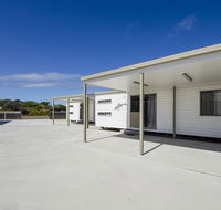 Rocks Retreat Cabin - Dolphin - Australia Accommodation