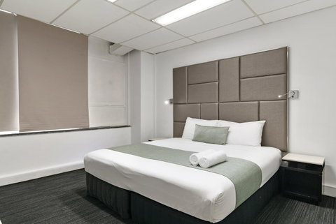 Cosmo On Bank - Australia Accommodation 7