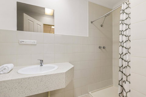 Cosmo On Bank - Australia Accommodation 13