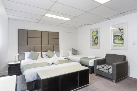 Cosmo On Bank - Australia Accommodation 1