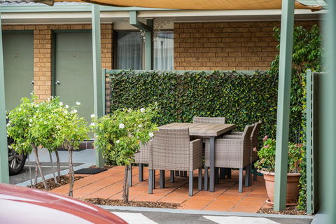 Garden City Motor Inn - Australia Accommodation 39