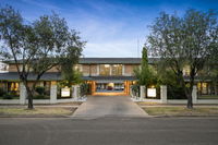 Book Wagga Wagga Accommodation Vacations Australia Accommodation Australia Accommodation