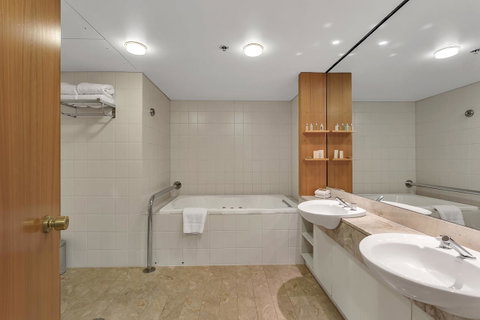 Stamford Plaza Adelaide - Australia Accommodation 29