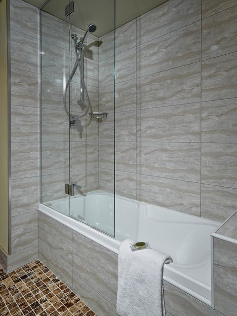 Stamford Grand Adelaide - Australia Accommodation 13