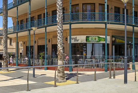 Stamford Grand Adelaide - Australia Accommodation 36