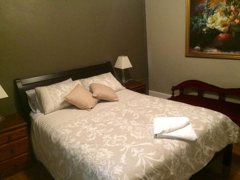 Penzance Cottage Glenelg - Australia Accommodation 2