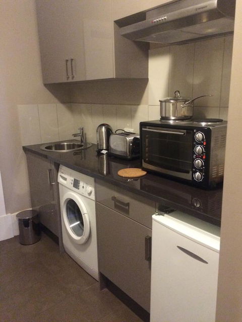 Penzance Cottage Glenelg - Australia Accommodation 3