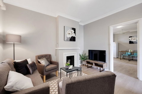 Cute And Cosy - Events, Workers, Getaways - Australia Accommodation 8
