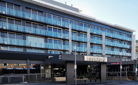 Adelaide Rockford - Australia Accommodation 2