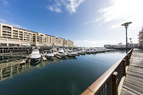 Oaks Glenelg Liberty Suites - Australia Accommodation 15