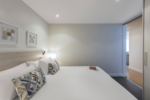 Oaks Glenelg Liberty Suites - Australia Accommodation 33