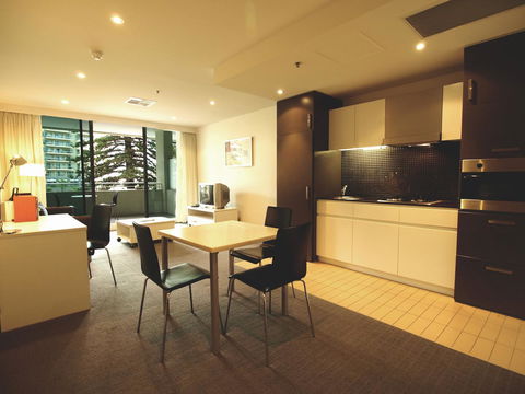 Oaks Glenelg Liberty Suites - Australia Accommodation 27
