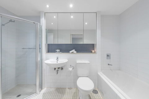 Oaks Glenelg Liberty Suites - Australia Accommodation 32